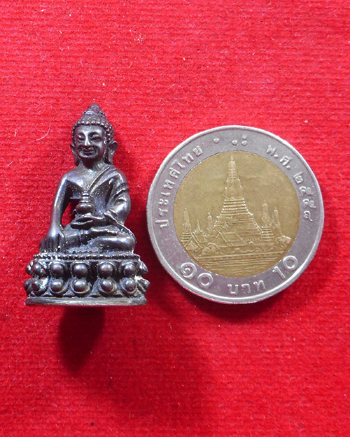  พระกริ่งปัญญาบารมี หลวงปู่เสน วัดป่าหนองแซง ปี. ๒๕๓๗ เนื้อนวโลหะก้นเงิน