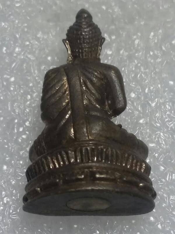 รูปหล่ออุดกริ่งพระประธานพร วัดหนองตะแบก    เคาะเดียวครับ 