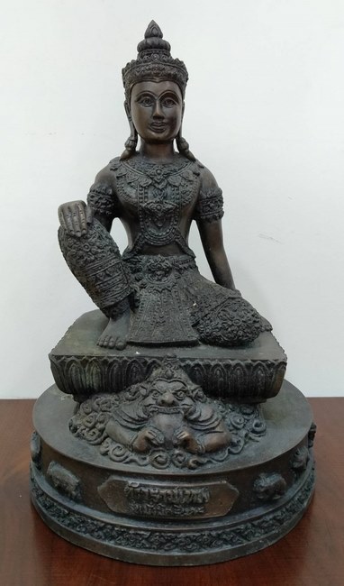 พระบูชา จตุคาม-รามเทพ รุ่นมั่งมีศรีนคร วัดพระมหาธาตุ จ.นครศรีธรรมราช ปี 2550 เนื้อทองเหลืองรมดำ