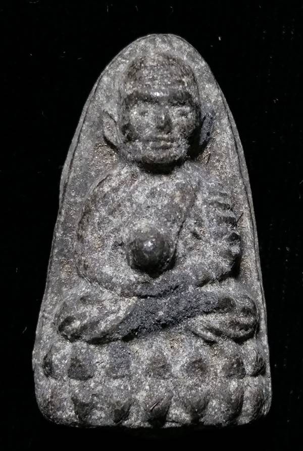 หลวงพ่อทวด เนื้อว่าน ออกวัดกู่