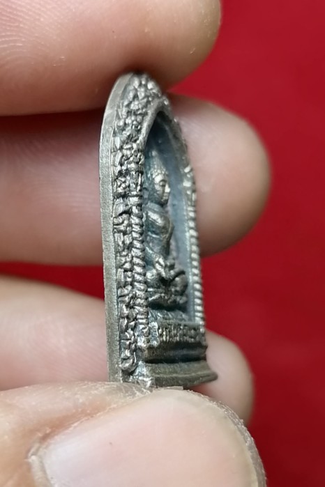 ไพรีพินาศ​ วัดบวรฯ​ ​ปี​ 29​ เนื้อเงิน​ เคาะเดียวครับ