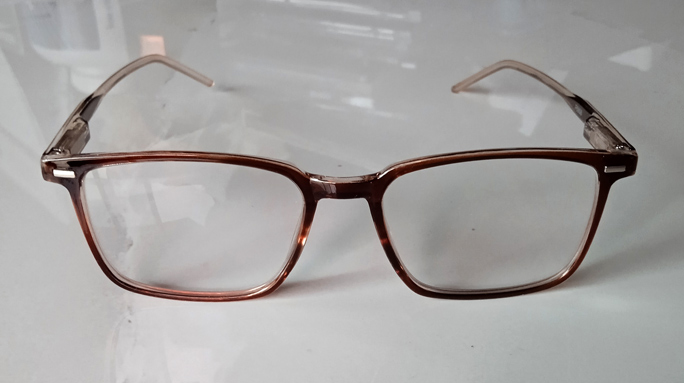 แว่นสายตายาว Clear Frame Side Dash ของใหม่ เลนส์คมชัดมาก