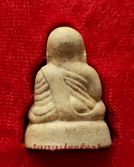 รูปหล่อหลวงพ่อเงิน วัดบางคลาน ญสส. สมเด็จพระญาณสังวรฯ วัดบวรนิเวศ รุ่นแรกค่ะ