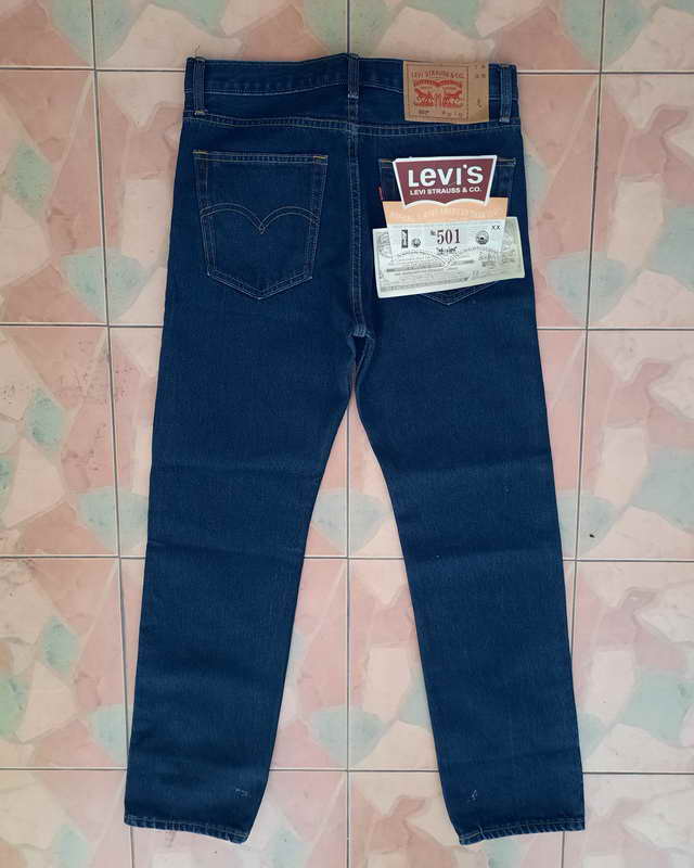 กางเกงยีนส์ Levi's Big E เอว 32 ขายาว 41 ผ้าฟอกนิ่มขัดทราย