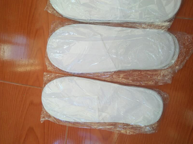 รองเท้าใสในโรงแรม  สลิปเปอร์ 3 คู่ เคาะเดียวครับ