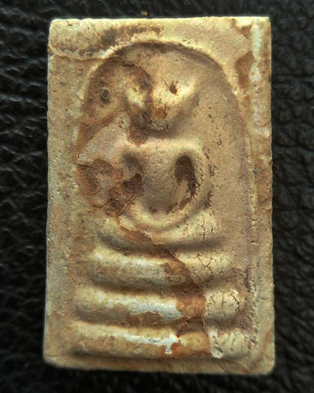 1.สมเด็จหลวงปู่ลำภู วัดใหม่อมตรส พิมพ์อกครุฑ ลงกรุ ยุคต้น ปี 2502+ใบประกาศที่ 2