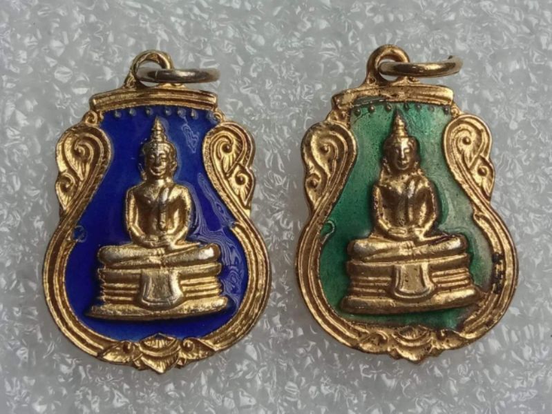 เหรียญลงยา พระพุทธโสธร ไม่ทราบรุ่น 2 เหรียญ(1)