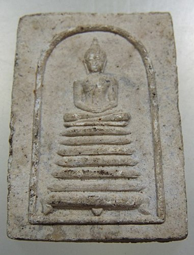 พระสมเด็จเจ็ดชั้น หลังใบโพธิ์ หลวงพ่อขอม ปีพ.ศ.2505