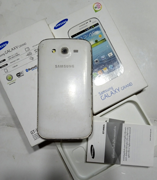 มือถือ SAMSUNG GRAND สีขาว พร้อมกล่อง