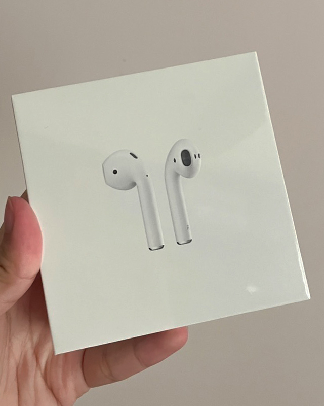 ขาย Airpods2 with charging case ยังไม่แกะซีล เครื่องศูนย์ไทย ผลิต 01/65
