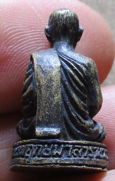 รูปหล่อหลวงพ่อคอน วัดชัยพฤกษมาลา  กทม