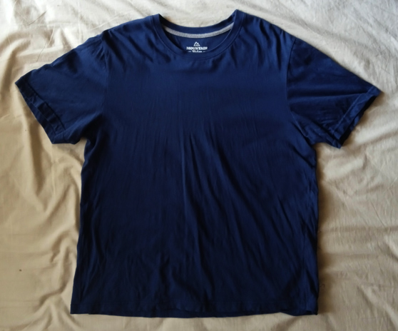 เสื้อยืดจากอเมริกา Moutain ของแท้ มากัน3ตัว3สีครับ