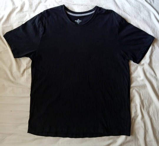 เสื้อยืดจากอเมริกา Moutain ของแท้ มากัน3ตัว3สีครับ