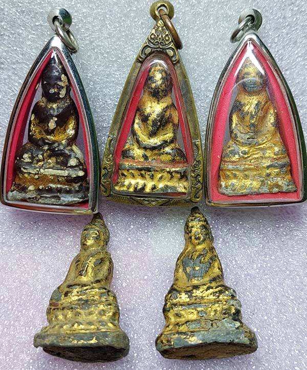 *พระบูชารัตนะโกสินทร์ องค์เล็ก ชุด ๕ องค์ เดิมๆ*