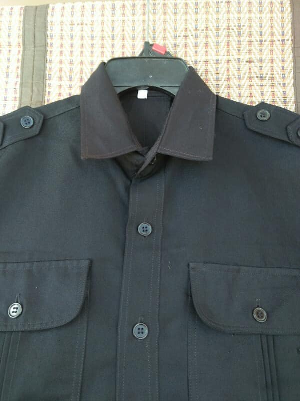 เสื้อ ซาฟารี มือสองเคาะเดียวครับ