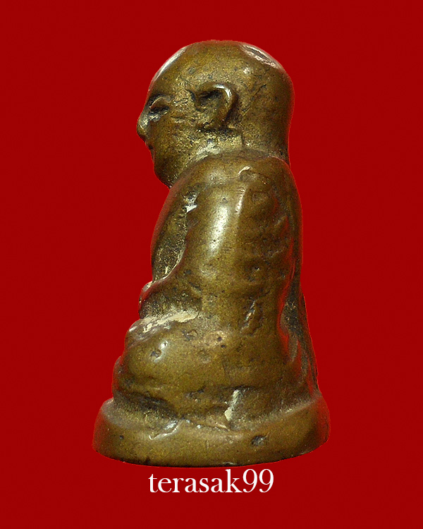 รูปหล่ออุดกริ่ง หลวงพ่อเงิน บางคลาน หลวงพ่อเตียง วัดเขารูปช้าง สร้างปี2500 สวยๆ(1)