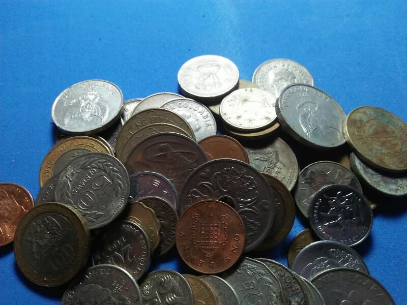 เหรียญต่างประเทศ 55 เหรียญ คล่ะประเทศ   เคาะเดียวครับ