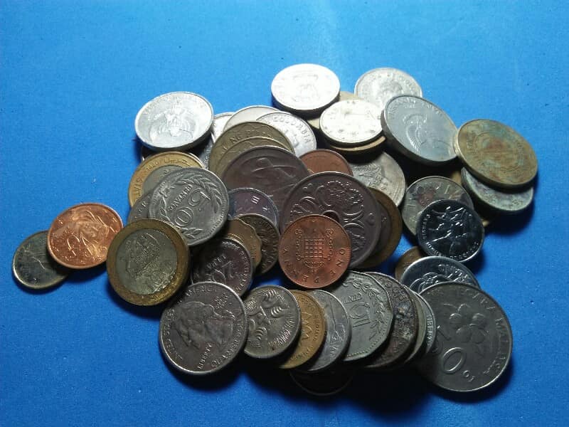 เหรียญต่างประเทศ 55 เหรียญ คล่ะประเทศ   เคาะเดียวครับ