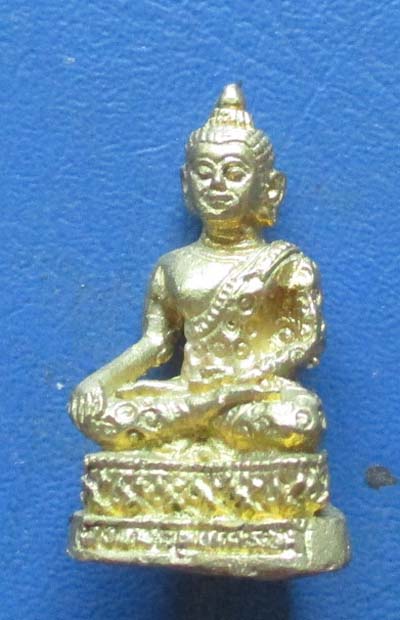 รูปหล่อหลวงพ่อทุ่งเศรษฐี  วัดหนองกรด  จ.นครสวรรค์ ปี2545 กะไหล่ทอง กล่องเดิม