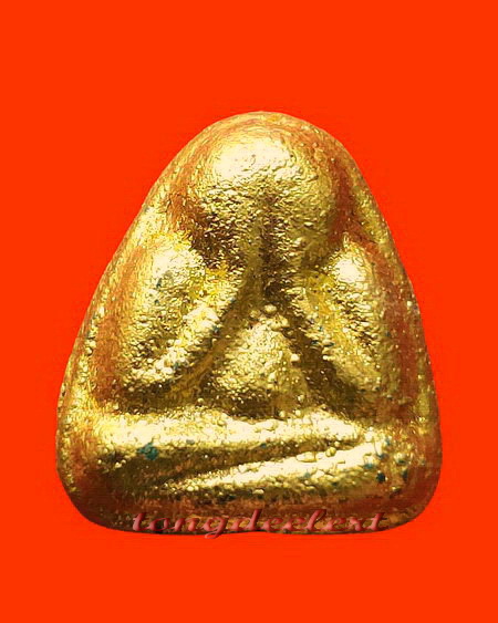 พระปิดตา หลวงพ่อเล็ก วัดสันติคิรีศรีบรมธาตุ(วัดเขาดิน) จ.กาญจนบุรี พิมพ์กรรมการปิดทองเดิม สวยมากค่ะ