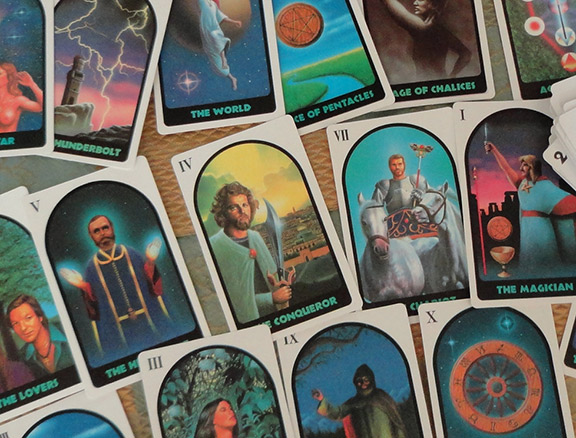 ไพ่ยิปซี TAROT ตีพิมพ์ครั้งแรก ในกล่องสวยงาม ฉบับโด่งดังและสวยสุดๆได้รับความนิยมมากในญี่ปุ่น