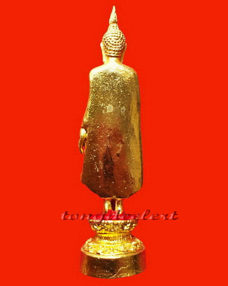 พระบูชาพระร่วงโรจนฤทธิ์ วัดพระปฐมเจดีย์ จ.นครปฐม ขนาดตั้งหน้ารถ สวยมากค่ะ