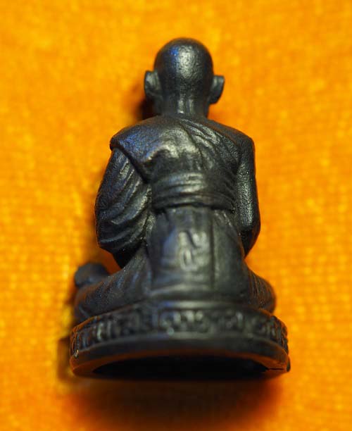 สมเด็จวัดระฆัง 122 ปี รูปหล่อลอยองค์ เนื้อนวโลหะ #2