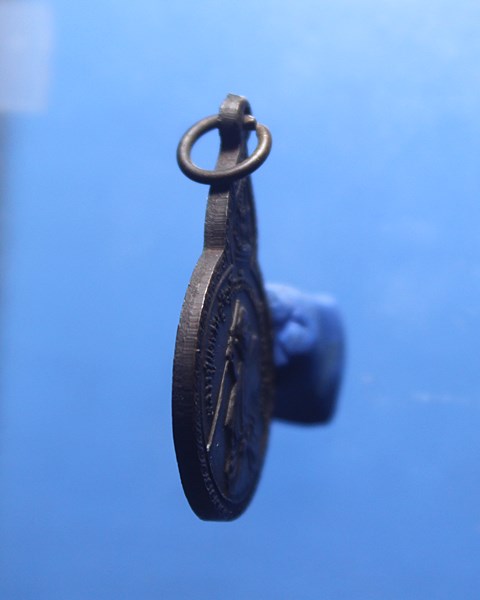 A018เหรียญเผด็จศึก หลวงปู่แหวน สุจิณฺโณ วัดดอยแม่ปั๋ง อ.พร้าว จ.เชียงใหม่ ปี21