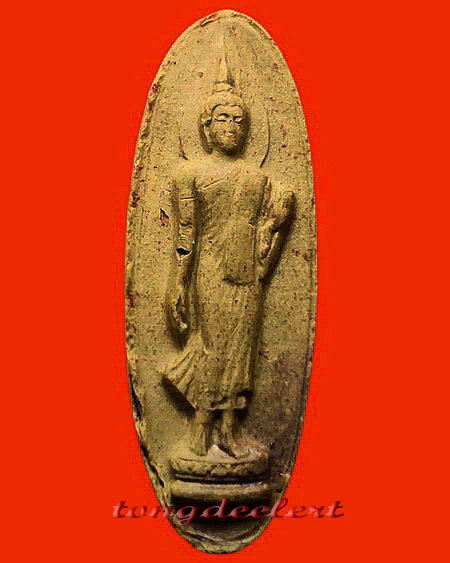 พระลีลา 25 พุทธศตวรรษ เนื้อแร่ สีทูโทน จมูกโด่ง หายาก สวยมากค่ะ