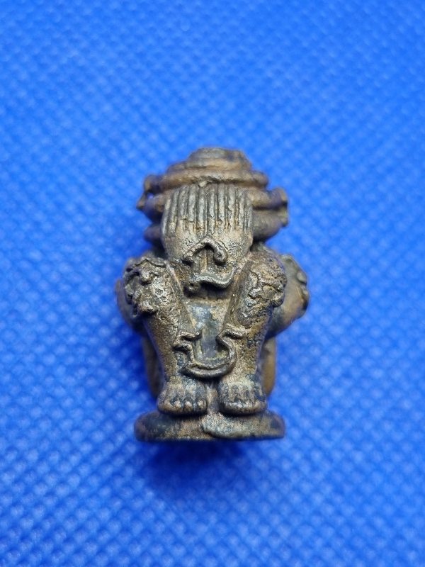 พระปิดตาในครรภ์ รุ่นเลื่อนสมณศักดิ์ พ่อท่านซุ่น วัดบ้านลานควาย จ.ปัตตานี