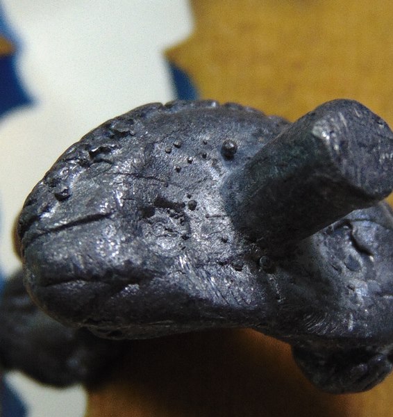 พระยอดธง เสาร์ ๕ หลวงพ่อคูณ เนื้อชิน