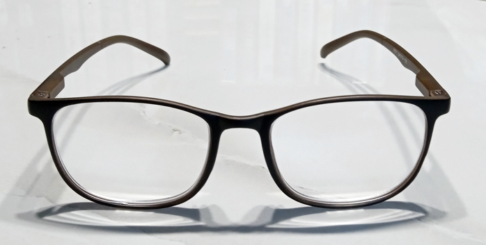 แว่นสายตายาวขาสปริง Black&Brown Frame JAPAN DESIGN ของใหม่ พร้อมซองสวยๆ