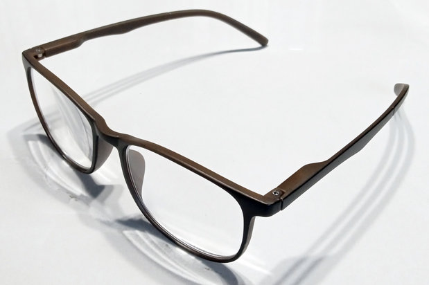 แว่นสายตายาวขาสปริง Black&Brown Frame JAPAN DESIGN ของใหม่ พร้อมซองสวยๆ