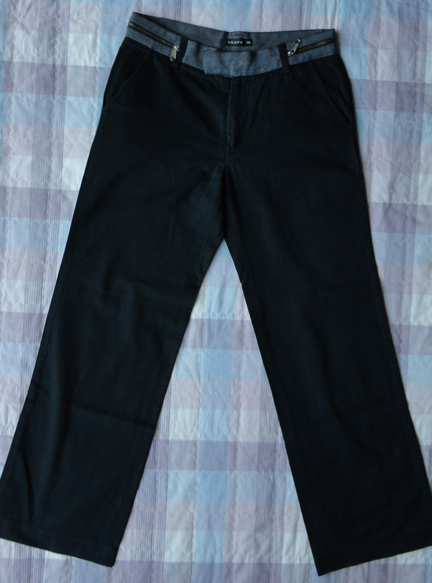 กางเกง CHAPS ของแท้ สีดำ เอว30 สวย หายากแล้ว สภาพดีมาก ดีไซน์ขอบเอวเป็นลูกเล่นด้วยซิบบนพื้นเทา