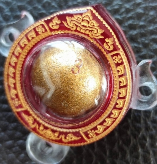 :::ลูกอมผงพรายกุมาร เมตตามหานิยม:::  ปลุกเสกโดย หลวงพ่อสาคร วัดหนองกลับ จ.ระยอง ๒๕๕๔