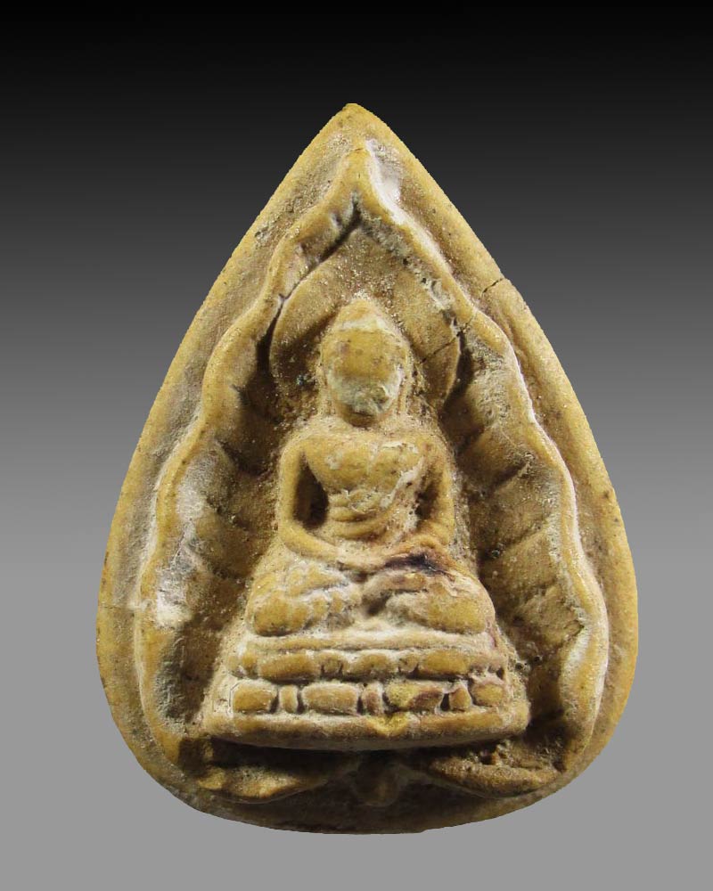 พระผงสมเด็จตรัสรู้ วัดทุ่งเสรี กรุงเทพ จัดสร้างปี พ.ศ.2519 พิธีพุทธาภิเษกยิ่งใหญ่