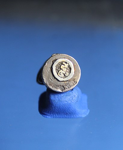 A836รูปหล่อเอกลักษณ์กริ่ง หลวงพ่อคูณ ปริสุทโธ วัดบ้านไร่ รุ่นเสาร์ 5 คูณพันล้าน เนื้อนวะ ปี37