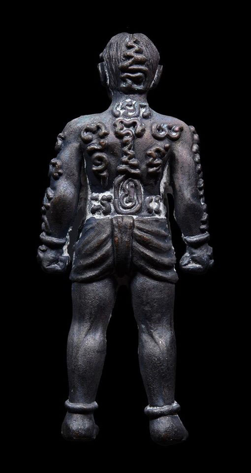 หุ่นพยนต์ คุ้มภัยมหาลาภ รุ่นแรก เนื้อนวะโลหะ จัดสร้าง 108 ตน พร้อมซองเดิมจากวัด