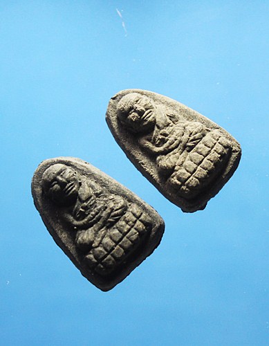 หลวงปู่ทวด รุ่นวิเศษ 60 อาจารย์นอง วัดทรายขาว ปี 2541 จัดสร้างขึ้นในวันครบรอบวันเกิด 60 ปี ของท่านพล