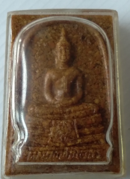 หลวงพ่อโสธรเนื้อกระเบื้องหลังคาโบสถ์