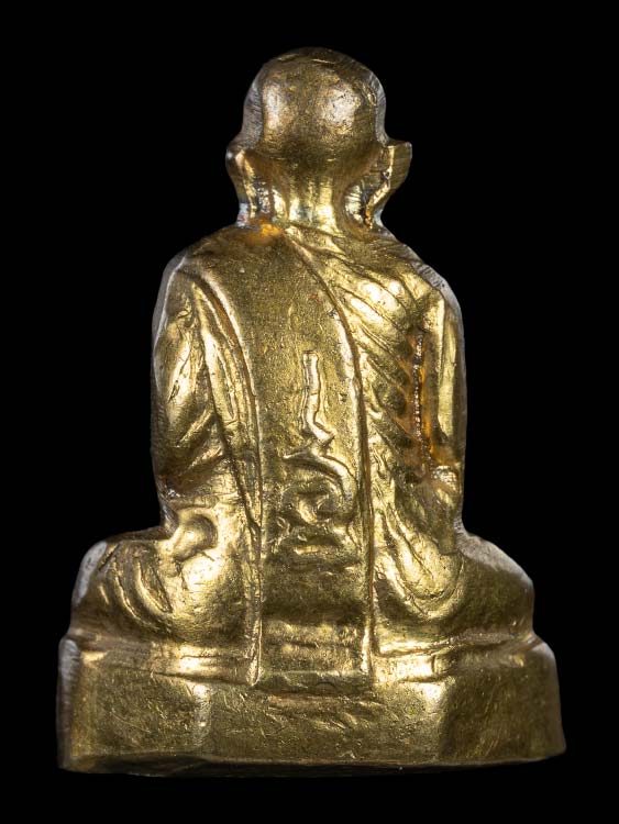 รูปหล่อปั้ม หลวงพ่อกัน วัดเขาแก้ว หลังยันต์เทาะ (ก้นอุดตะกั่ว) ปี 2506 จ.นครสวรรค์ สวยๆครับ