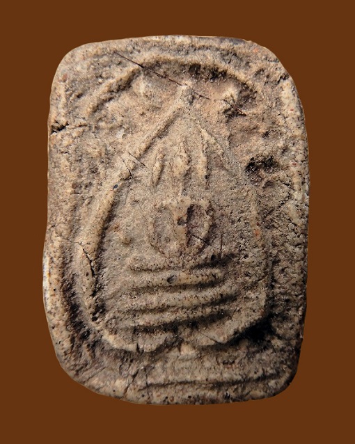 พระพิมพ์ใบโพธ์ใหญ่ หลวงพ่ออ่อน วัดหนองไผ่ จ.นครสวรรค์ 