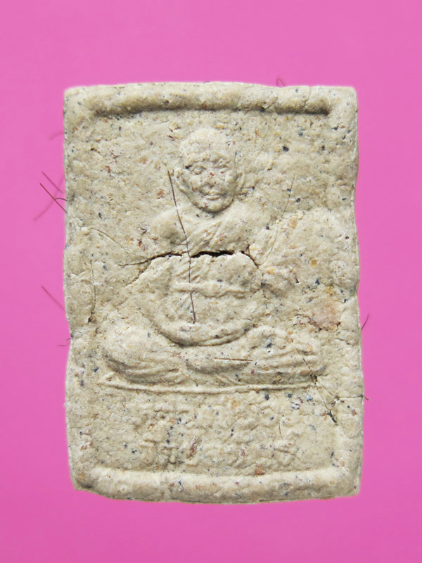 พระผงเกศา หลวงพ่อน้อย วัดชลขันธ์