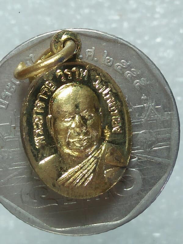 เหรียญเม็ดแตงหลวงปู่ทวด หลวงพ่อวราห์ วัดโพธิทอง กรุงเทพฯ + กล่อง 