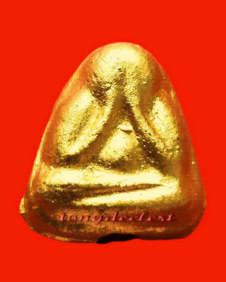 พระปิดตา หลวงพ่อเล็ก วัดสันติคิรีศรีบรมธาตุ(วัดเขาดิน) จ.กาญจนบุรี พิมพ์กรรมการปิดทองเดิม สวยมากค่ะ