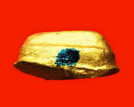 พระปิดตา หลวงพ่อเล็ก วัดสันติคิรีศรีบรมธาตุ(วัดเขาดิน) จ.กาญจนบุรี พิมพ์กรรมการปิดทองเดิม สวยมากค่ะ