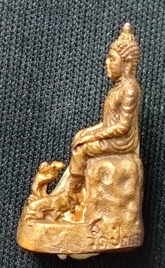 รูปหล่อลอยองค์(ขนาดแขวนบูชาติดตัว) หลวงพ่อโต วัดป่าเลไลย์ สุพรรณบุรี