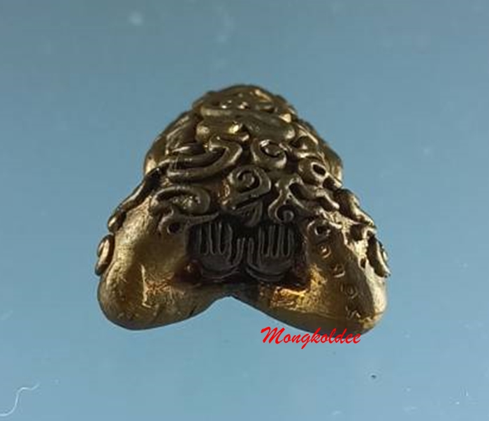 พระปิดตามหาอุตตโม ไตรมาส53 หลวงพ่อสาคร พิมพ์กลาง เนื้อชนวน No 2319 พิเศษมีเข็ม 1 เล่ม สภาพสวย