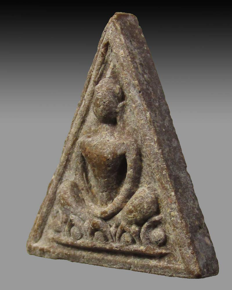 พระสมเด็จแสน หลังใบโพธิ์ รุ่นแรก เสมเด็จพระสังฆราช ป๋า วัดเชตุพนฯ(วัดโพธิ์ )กรุงเทพ ปี 2506