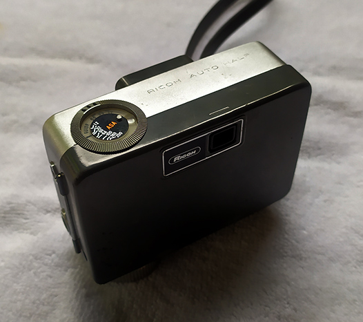กล้อง RICOH ของแท้ หายากมากตัวจริง สวยๆเอาไว้สะสมครับ